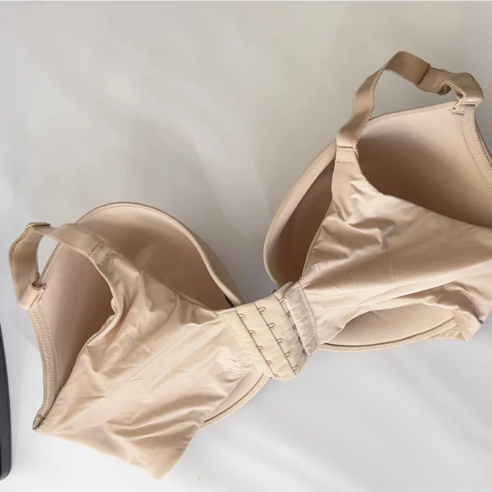 TORRID CURVE Size 38G Tan Bra AdjustStrap Hook Closure Full coverage T Shirt Bra - Picture 4 of 5